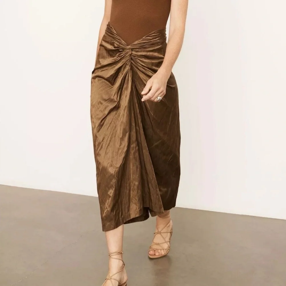 NWT$395 VINCE Metallic Twist Midi skirt women size 0